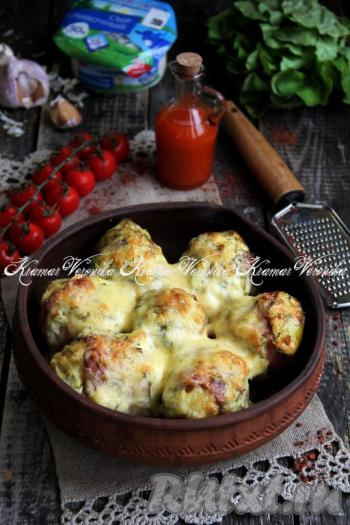 Картошка, запечённая в беконе с сыром в духовке