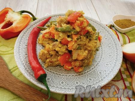 Чечевица с мясом и овощами