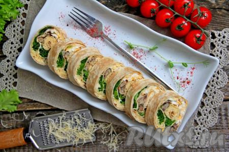 Рулет из лаваша со шпротами и яйцом