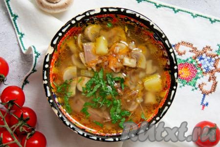 Гречневый суп с грибами и курицей