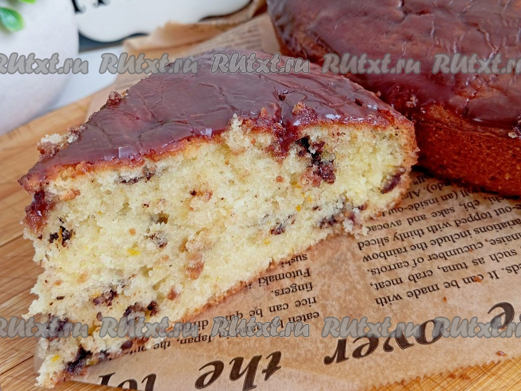 Шоколадно-апельсиновый кекс с орехами