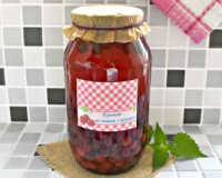 Компот из вишни с корицей на зиму