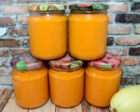 Кабачковая икра с томатной пастой, луком и морковью на зиму
