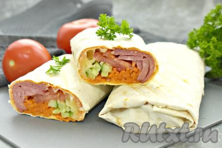 Шаурма с копчёной колбасой