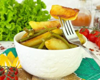 Картошка, жареная с чесночными стрелками