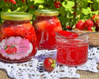 Варенье из клубники и красной смородины