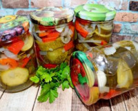 Кабачки, маринованные с болгарским перцем на зиму