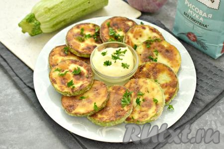 Кабачки, жареные в рисовой муке