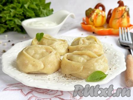 Манты с курицей и тыквой