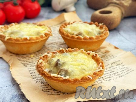 Жульен с грибами в тарталетках в аэрогриле