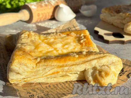 Хачапури из слоёного теста в аэрогриле