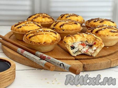 Суши в тарталетках, запечённые в аэрогриле