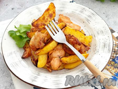 Филе бёдер курицы с картошкой в аэрогриле