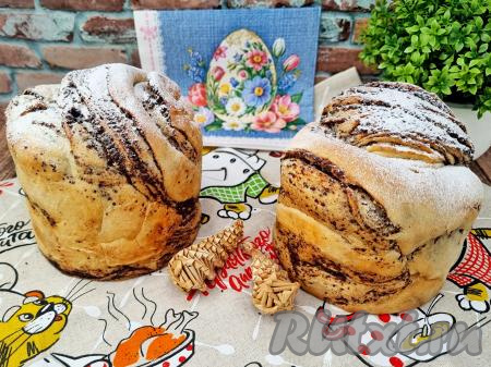 Готовые куличи с маком достать из духовки, полностью остудить. Затем можно украсить краффины, посыпав сверху сахарной пудрой, хотя они хороши и без украшения.&nbsp;