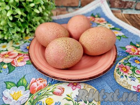 Как покрасить варёные яйца свеклой