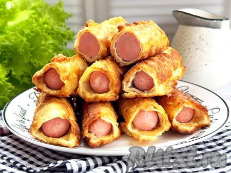 Сосиски в лаваше в кляре на сковороде