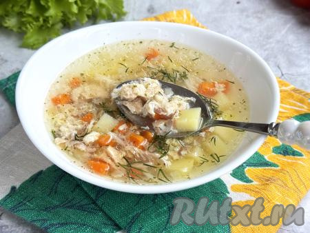 Кудрявый суп с яйцом и курицей