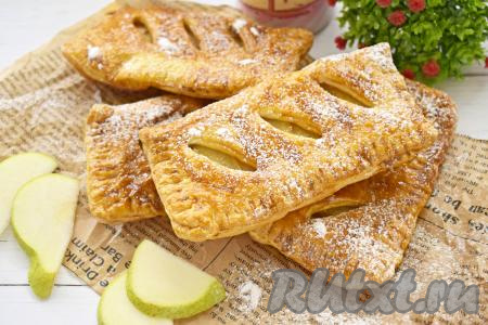 Слойки с грушами в аэрогриле