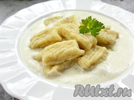 Картофельные ньокки в сливочном соусе