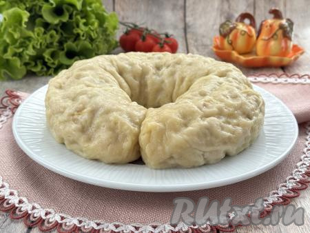 Аккуратно переложить&nbsp;ханум с тыквой и фаршем&nbsp;из чаши мультиварки (или пароварки) на тарелку.