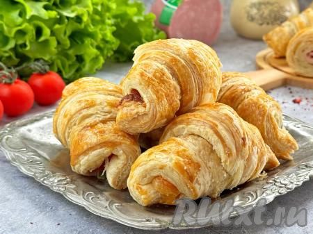 Круассаны с ветчиной и сыром в аэрогриле