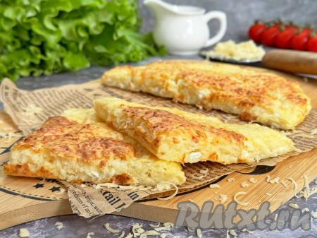 Творожно-сырная лепёшка в аэрогриле