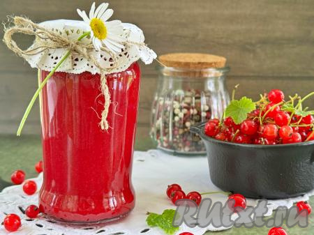 Соус из красной смородины с чесноком к мясу на зиму