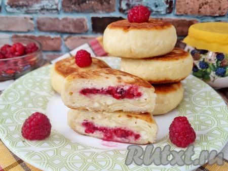 Сырники с малиной