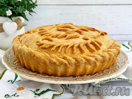 Курник из песочного теста с курицей и картошкой