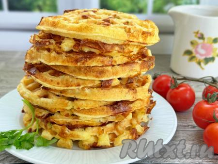 Вафли из кабачка и творога в вафельнице