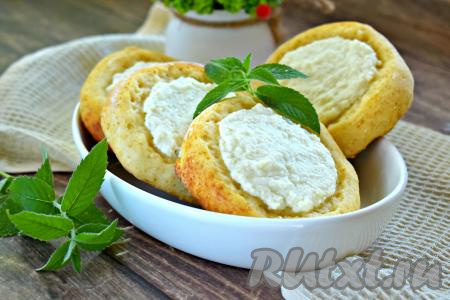 Ватрушки из творожного теста с творогом