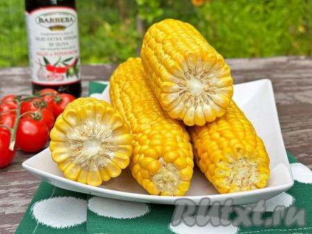 Кукуруза в фольге на мангале