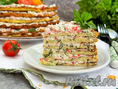 Кабачковый торт с крабовыми палочками