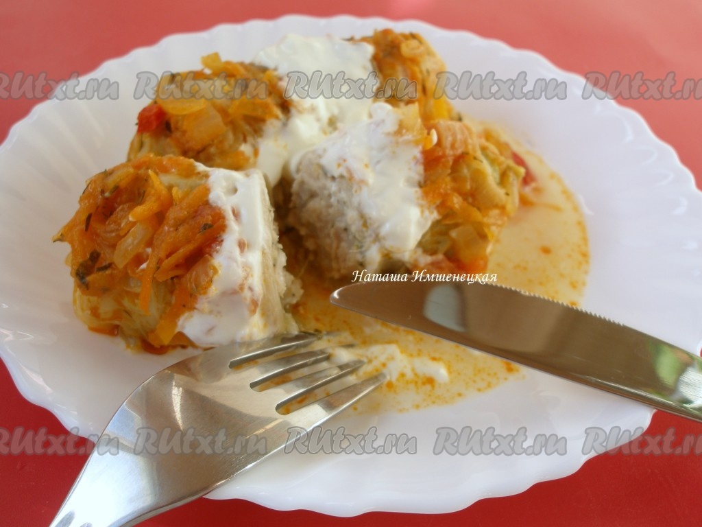 Голубцы из пекинской капусты, с индюшиным фаршем и рисом