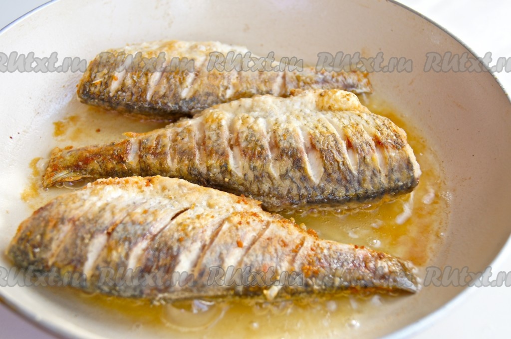 Как пожарить рыбу в кляре на сковороде рецепт с фото пошагово
