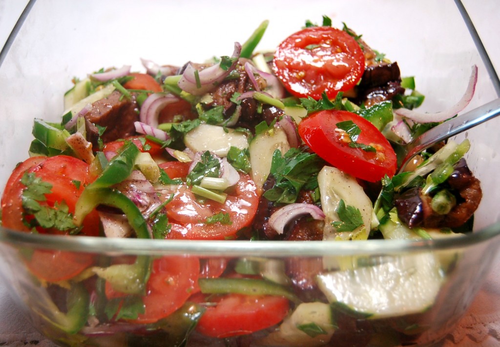 Овощной салат с оливковым маслом – пошаговый рецепт приготовления с фото