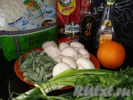 Ингредиенты для приготовления грибов со стручковой фасолью в кисло-сладком соусе "по-восточному"