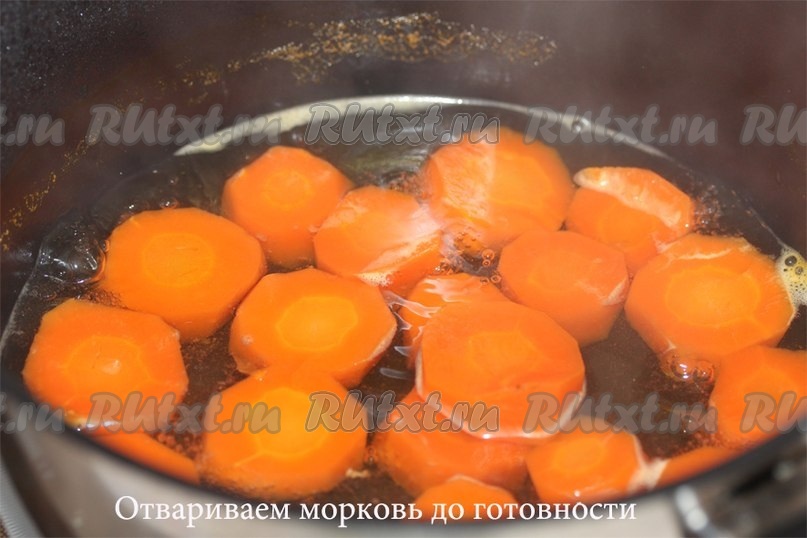 Морковный рулет