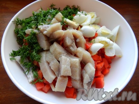 Салат с консервированной сельдью рецепты с фото простые и вкусные