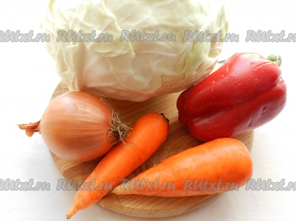 Капустный салат с перцем и морковью