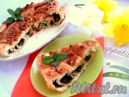Пирог с щавелем рецепт из дрожжевого теста в духовке рецепт с фото пошагово