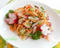 Салат из редиски и моркови
