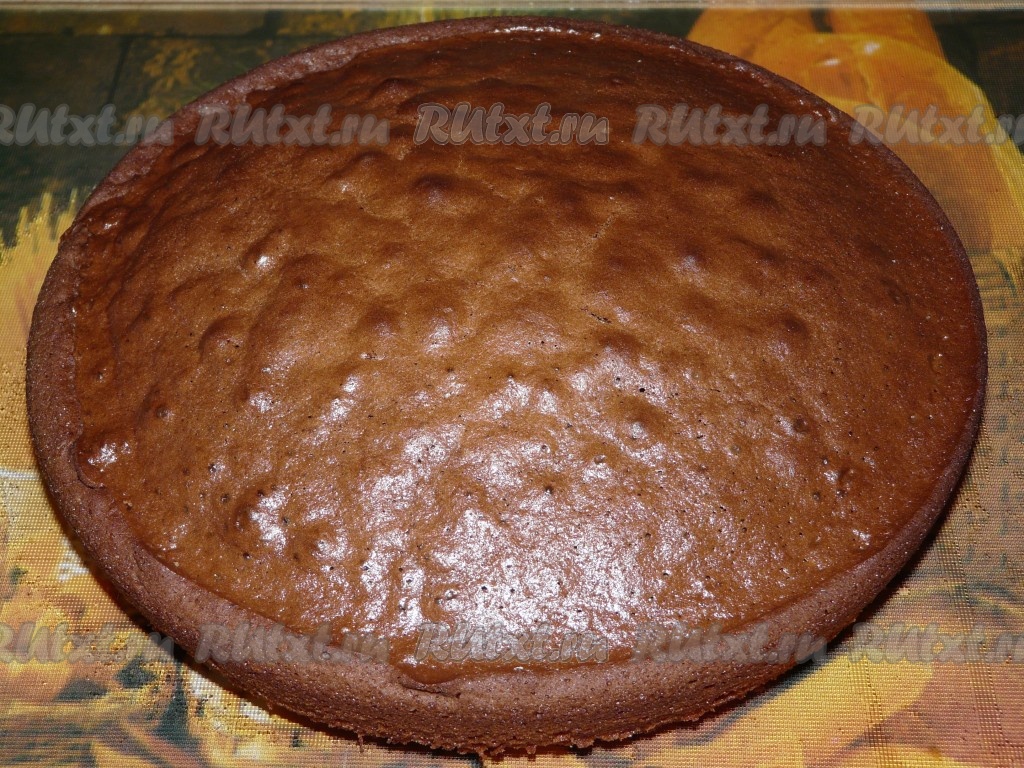 Шоколадный торт «Норка крота» с бананом и творогом