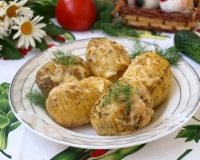 Картошка с надрезами, запечённая в духовке с сыром