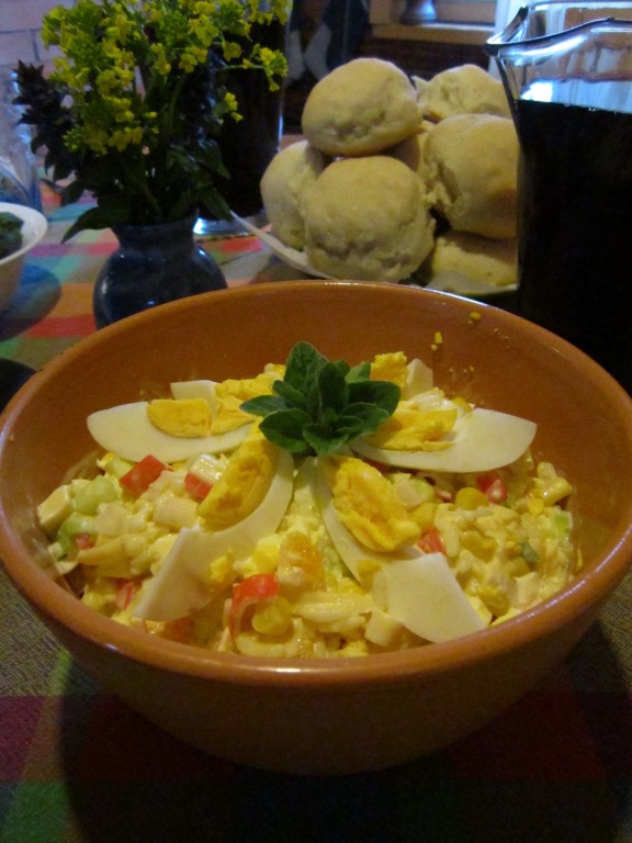 Салат с крабовыми палочками и апельсинами для настоящих гурманов