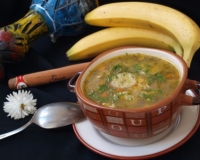 Кубинский куриный суп с бананами