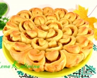 Дрожжевой пирог "Хризантема"