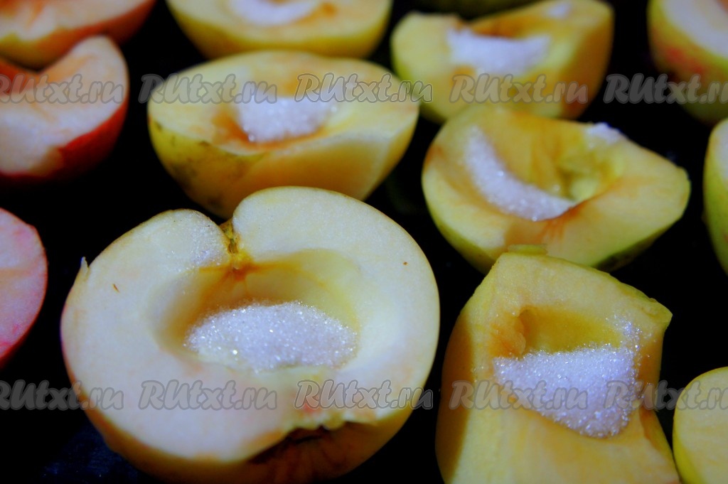 Запеченные яблоки с сахаром – пошаговый рецепт приготовления с фото