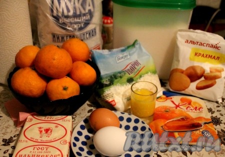 Необходимый набор продуктов для приготовления мандаринового тарта.