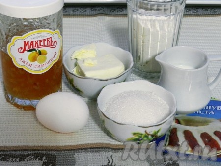 Ингредиенты для приготовления кексов с джемом